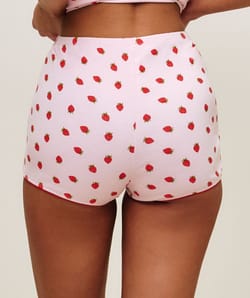 Strawberry print jersey shorts;