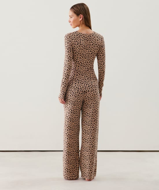 Leopard print thermocosy trousers;