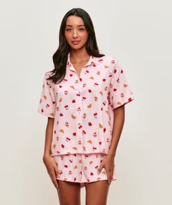 Fruit and cake patterned pajama set;
