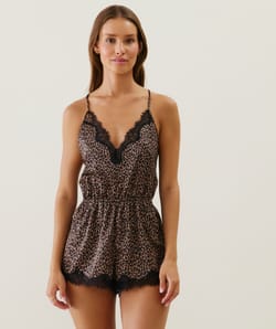 Satijnen playsuit met luipaardprint;