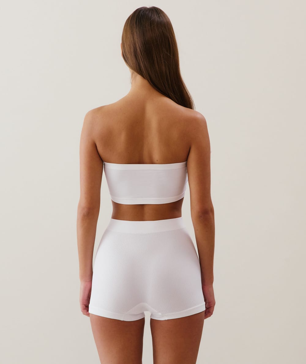 Elasticated bandeau;