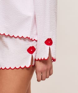 Short en coton &agrave; rayures motifs bouches;