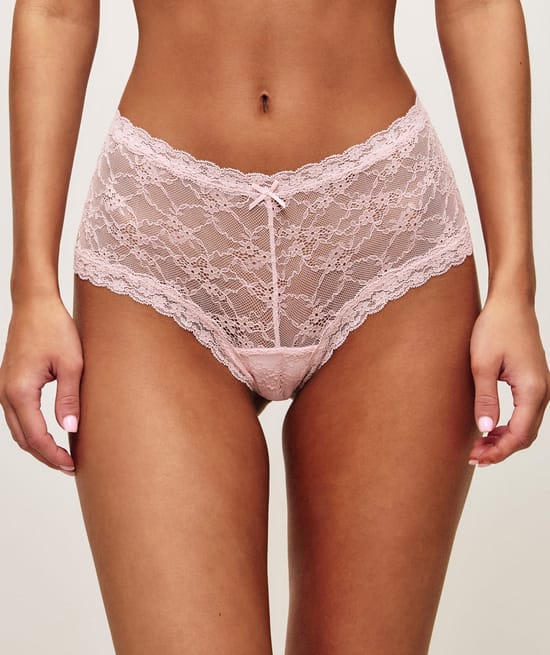Lace shorty;