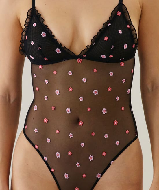 Body van tule met borduurwerk;