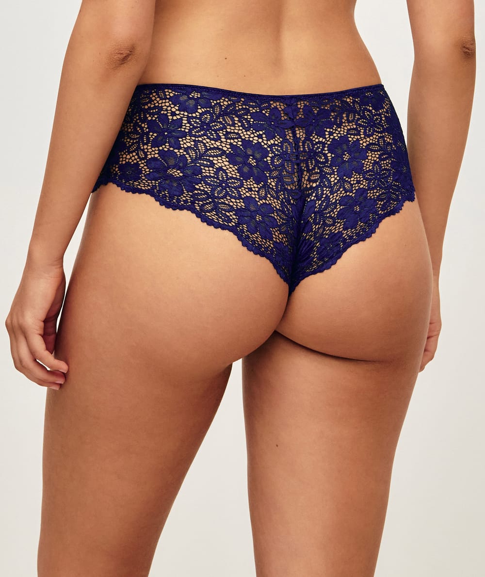 Shorty en dentelle florale;