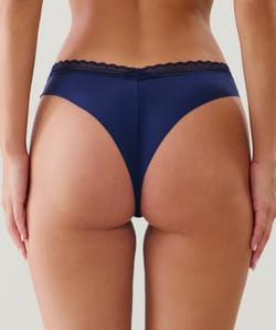 Microfibre and lace thong;