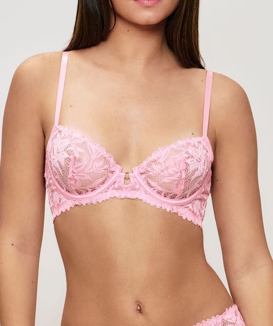 Balconette lace bra;