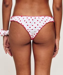 Heart pattern thong and scrunchie set;