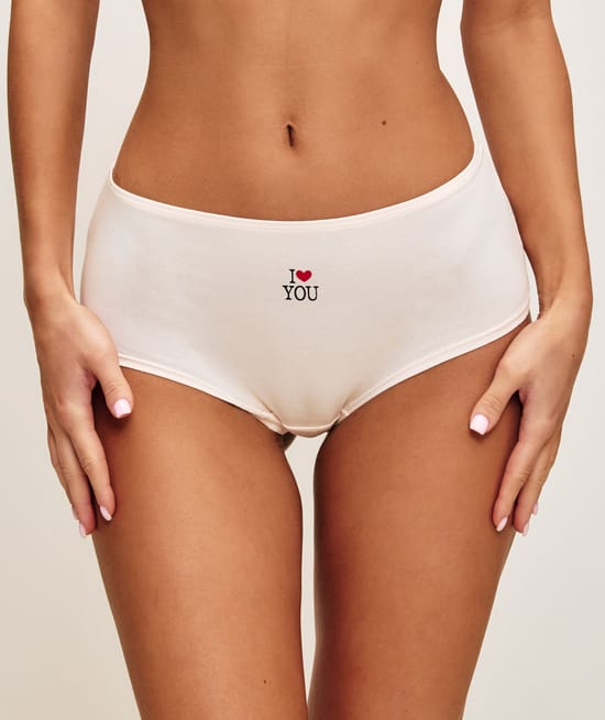 Pack of 3 cotton shorts with love theme;