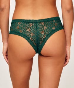 Lace cheeky panties;