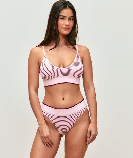 Seamless striped triangle bra;