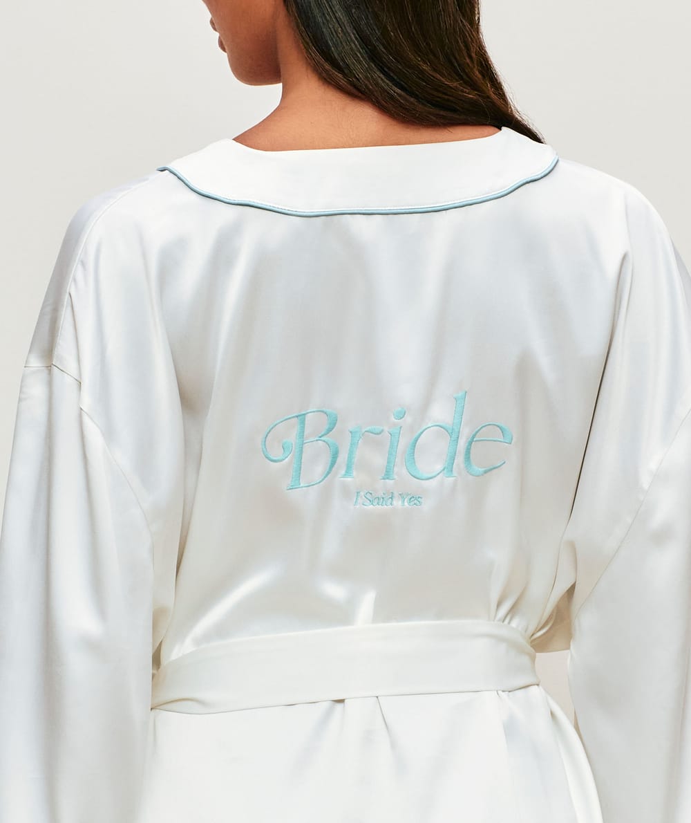 Satin kimono with tie belt and Bride embroidery;