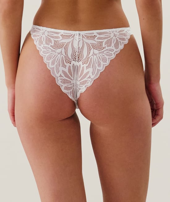 Lace thong;