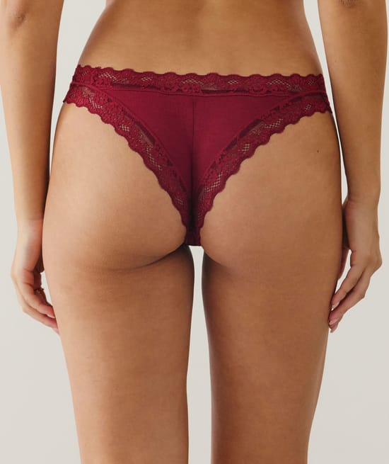 Tanga de algodón y encaje;