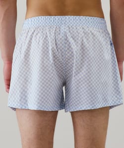 Checked boxer shorts;