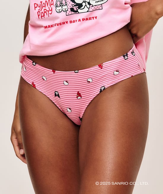 Set tuniek en slip Hello Kitty;