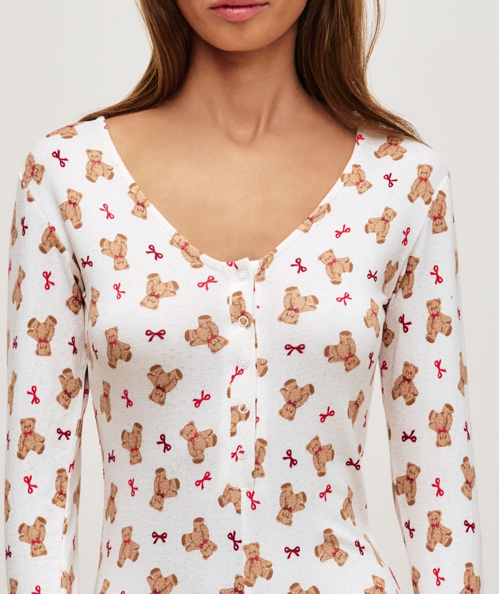 Mono largo de punto con ositos;