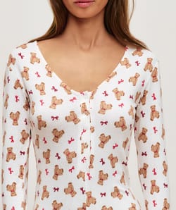 Mono largo de punto con ositos;