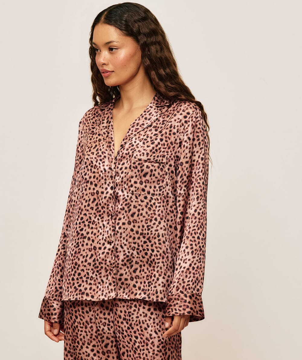 Chemise en satin imprim&eacute; l&eacute;opard;