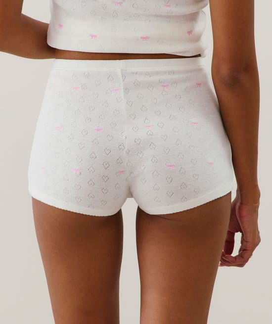Short de punto calado;