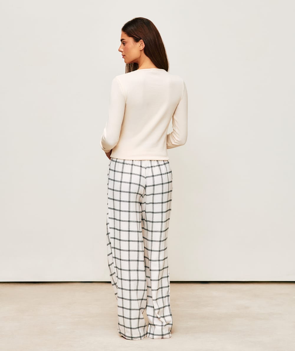 Top long sleeves in ribbed jersey;