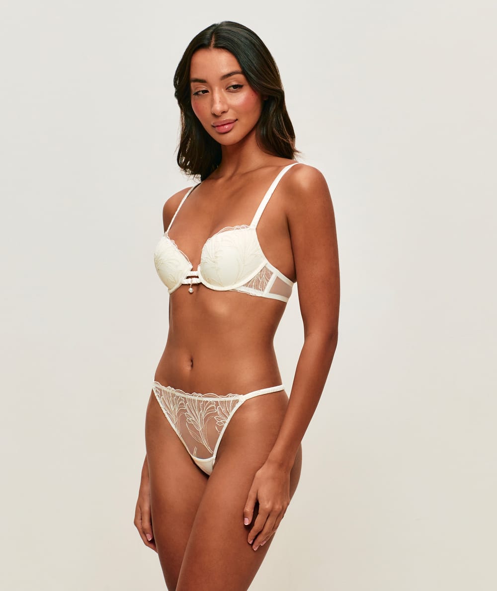 Mesh push-up bra with floral embroidery and pearl pendant;