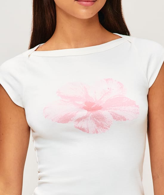 Short sleeve jersey T-shirt with hibiscus print;