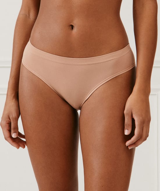 Seamless hipsters;