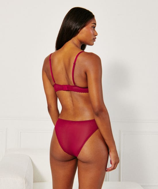 Tulle briefs;