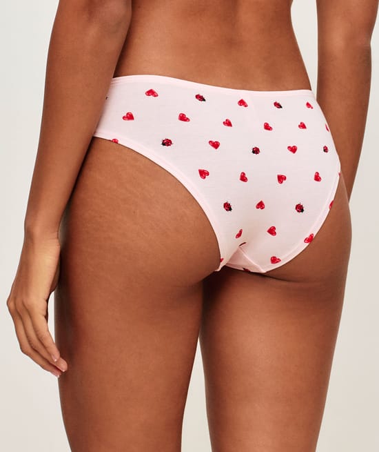 Pack of 3 cotton panties;