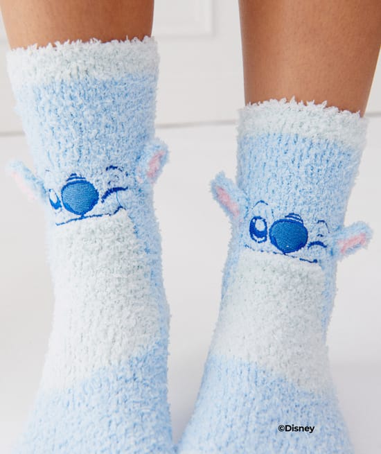 Stitch fleece socks;