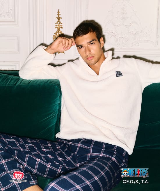 Luffy sherpa sweatshirt;