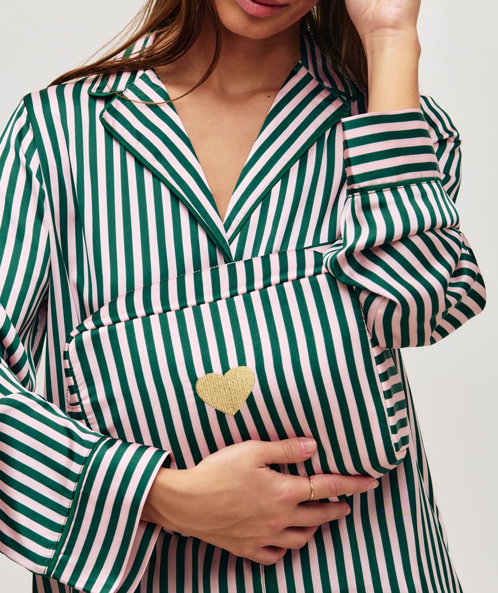 Neceser a rayas de satén;