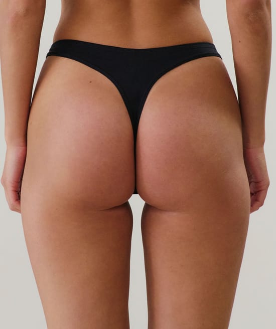 Pack of 3 thongs;