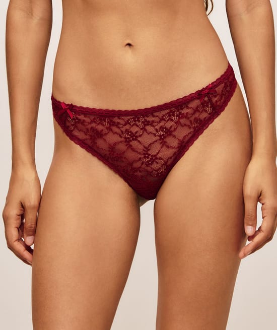 String en dentelle;