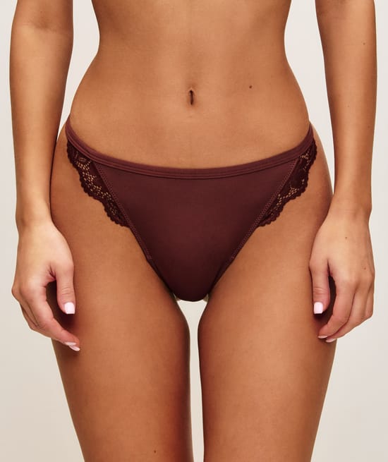Average flow - Menstrual thong;