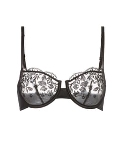 Soutien-gorge corbeille brodé;
