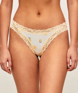 Cotton and lace thong with lemon patterns;