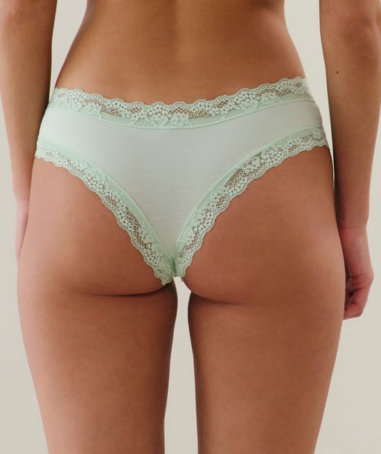 Cotton cheeky briefs;