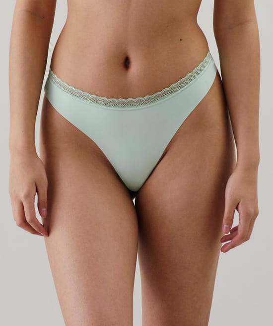 Microfibre and lace thong;