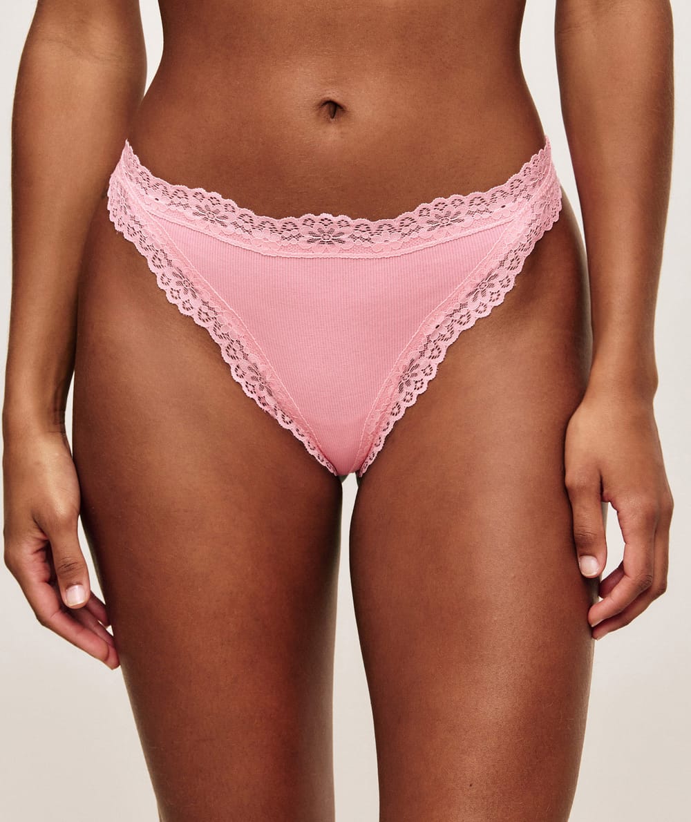 Lace thong;