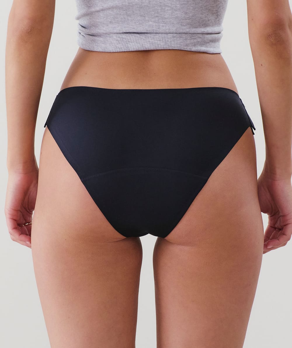 Flujo medio - Braga menstrual de microfibra;