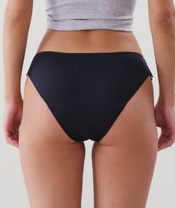 Flujo medio - Braga menstrual de microfibra;