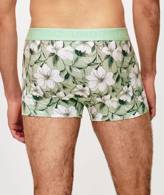 Cotton boxer shorts with floral pattern;