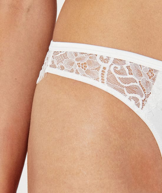 Lace tanga;