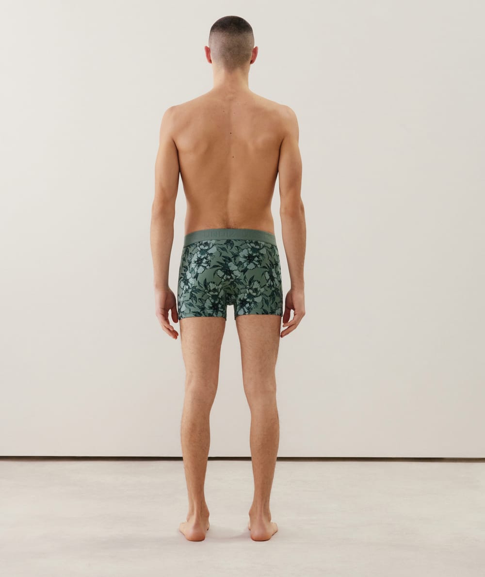 Patterned cotton boxer shorts;