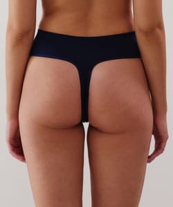 Flux léger - String menstruel en microfibre;