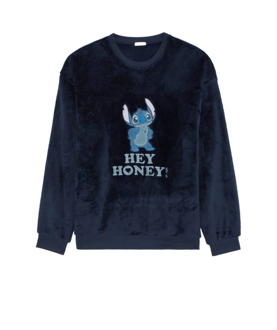 Stitch pyjama set;