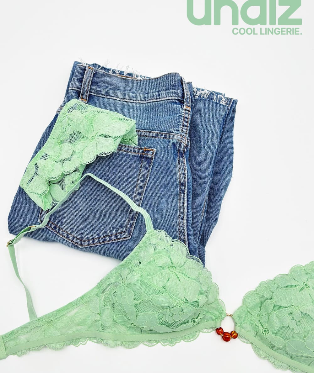 Soutien-gorge en dentelle;