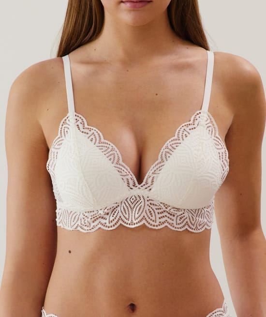 Lace push-up triangle bra;